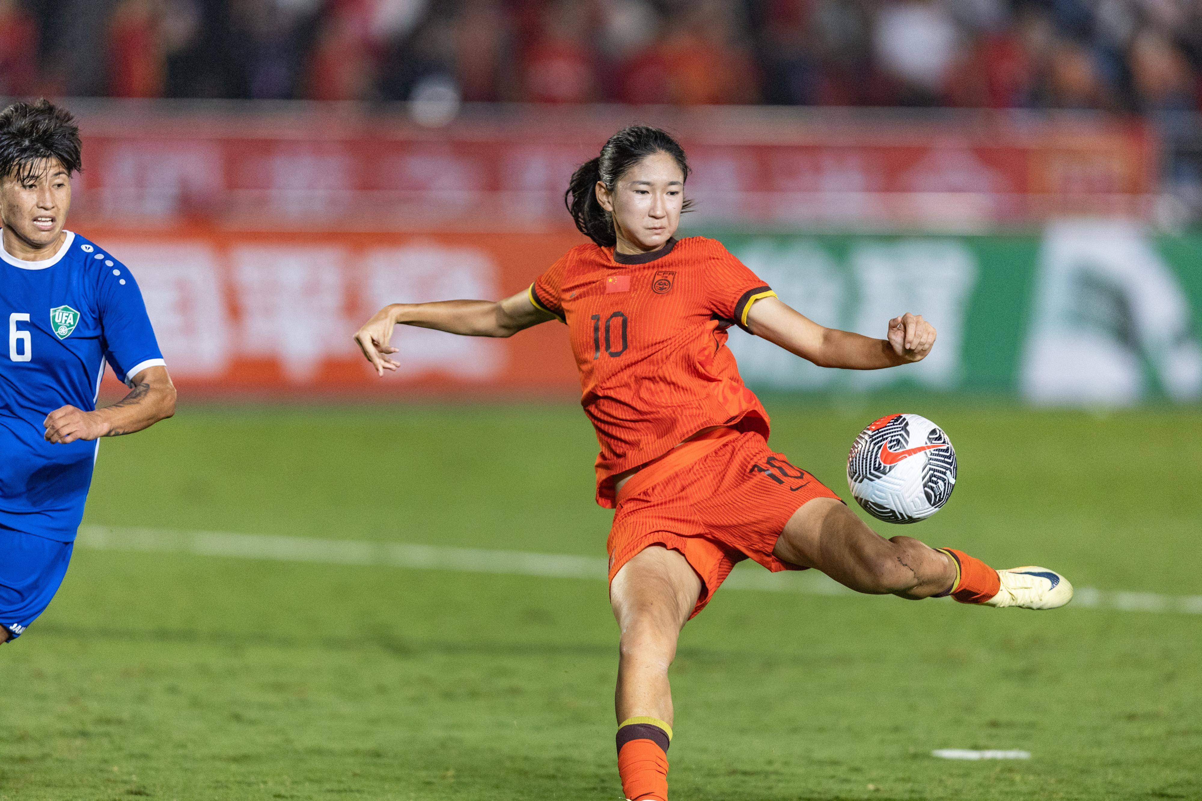 匈牙利女足积极备战,望风而动 匈牙利女足积极备战,望风而动