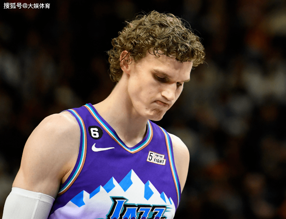 爵士全队发威，大胜开拓者，豪取三连胜的简单介绍