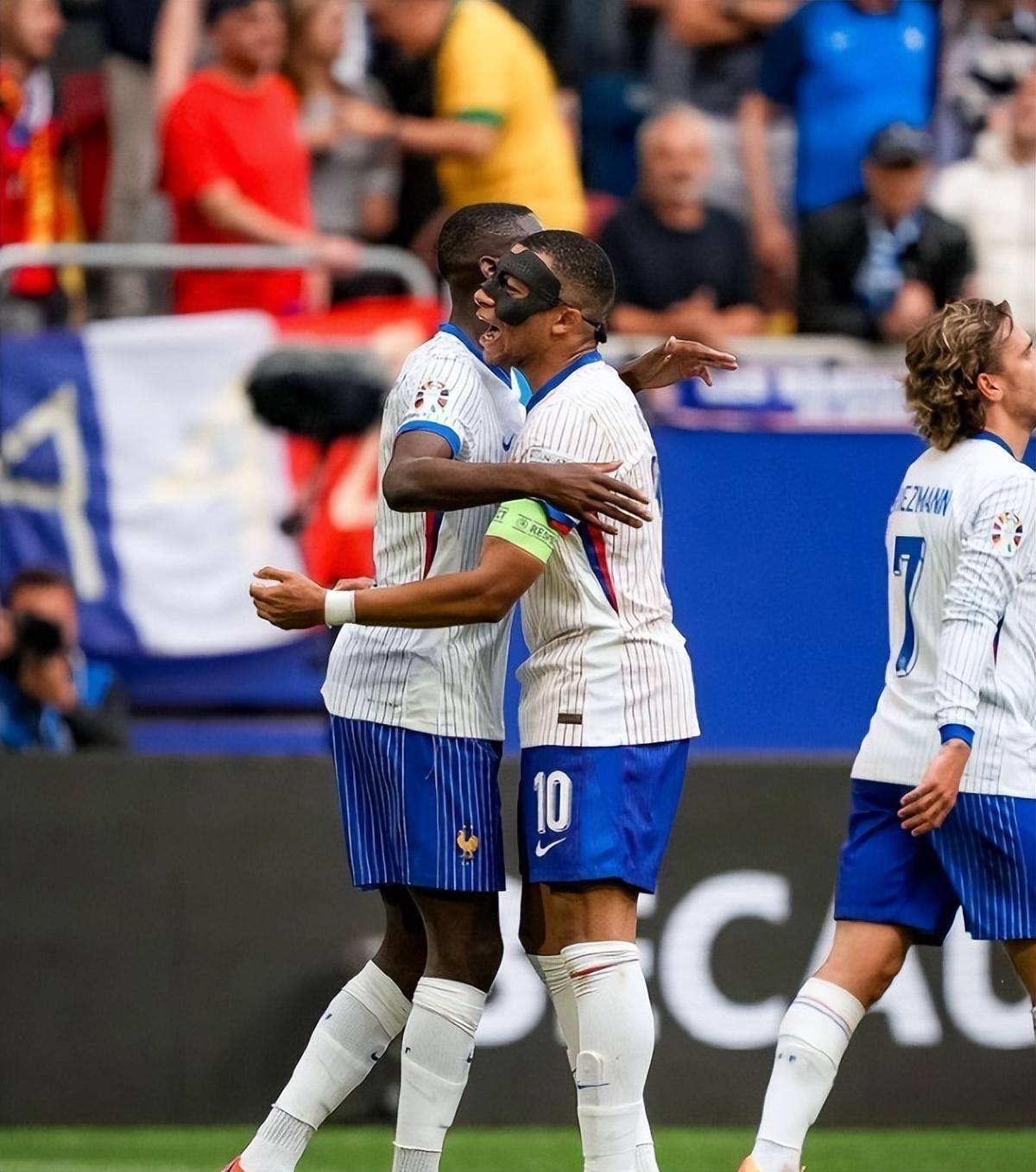 熊猫直播官网-最后决战！全情拼搏欧国联赛