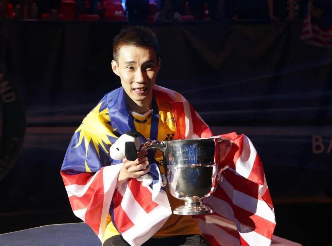 熊猫体育手机客户端-印尼羽毛球队力克马来西亚羽毛球队，李宗伟制霸全场